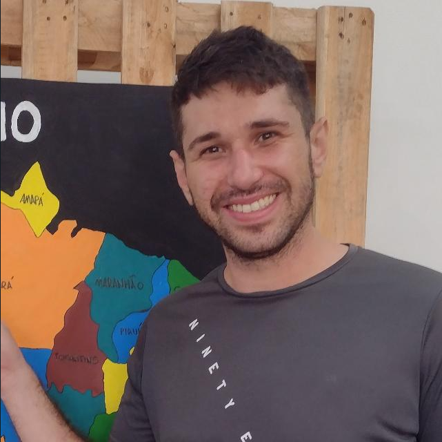 Foto de perfil do Professor Ari Neto